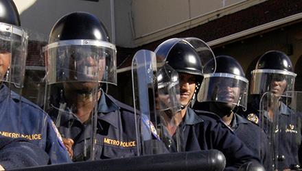 Arrests, fines, incidents decrease week on week
